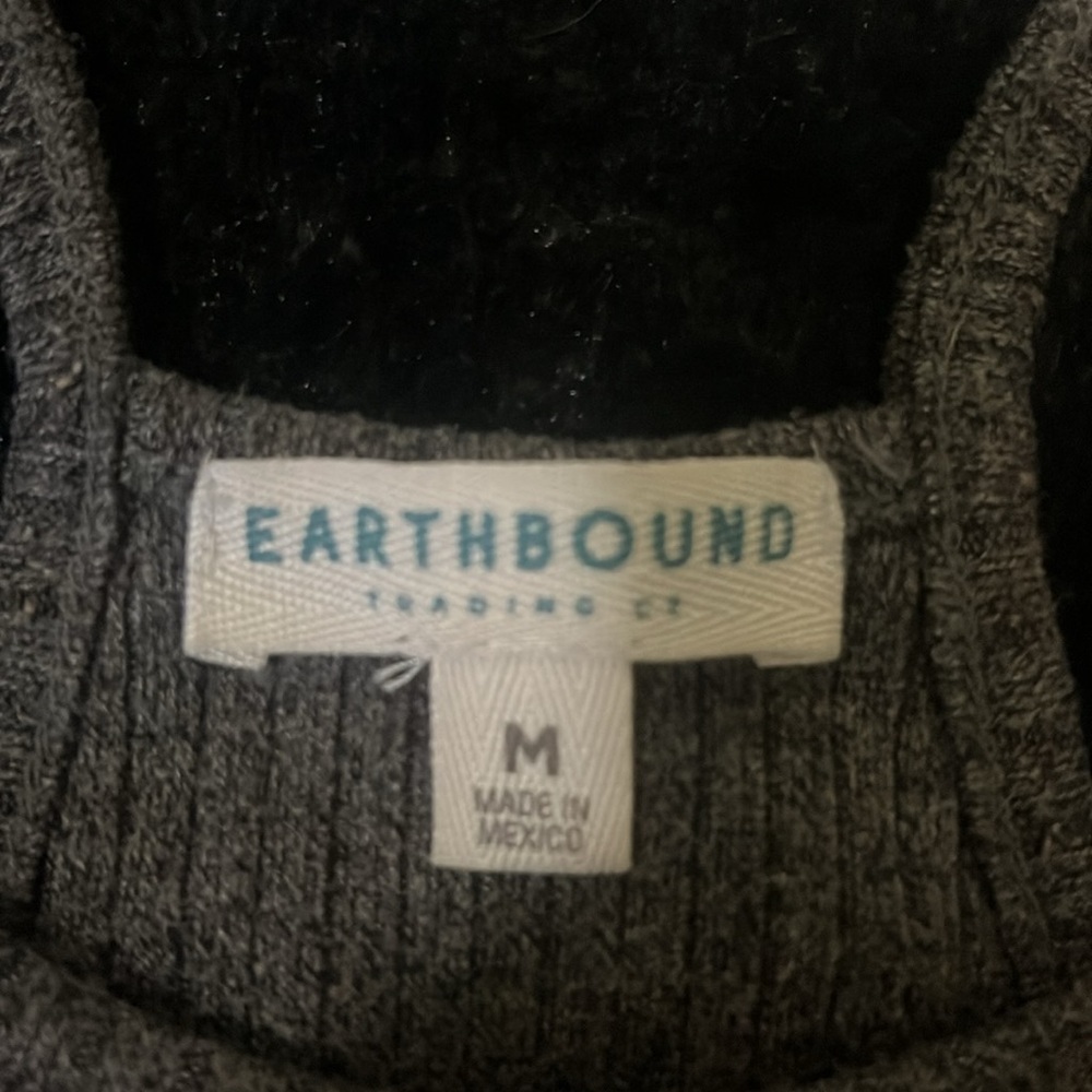 EARTHBOUND Gray Ribbed Crop Top - Picture 4 of 4